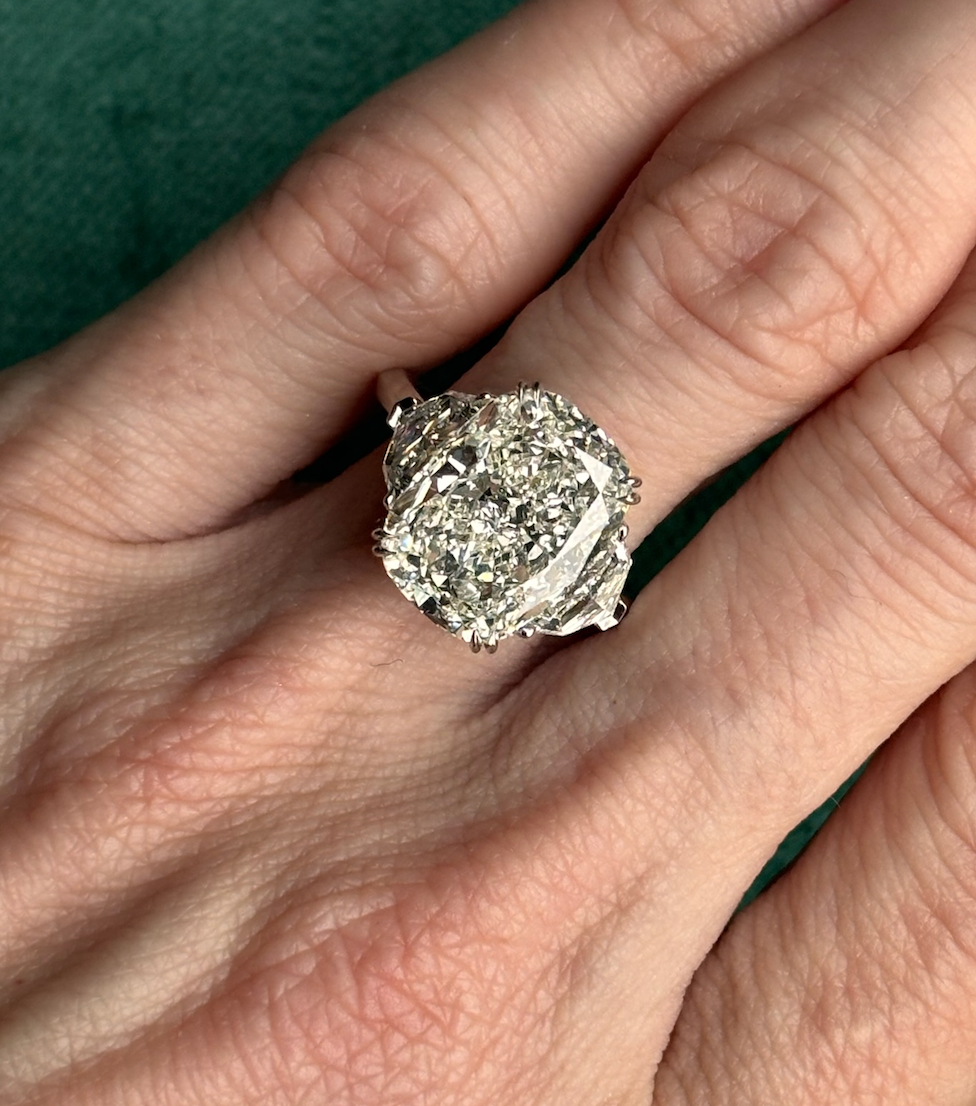 Cushion Cut Diamond Engagement Ring with Epaulette Side Stones
