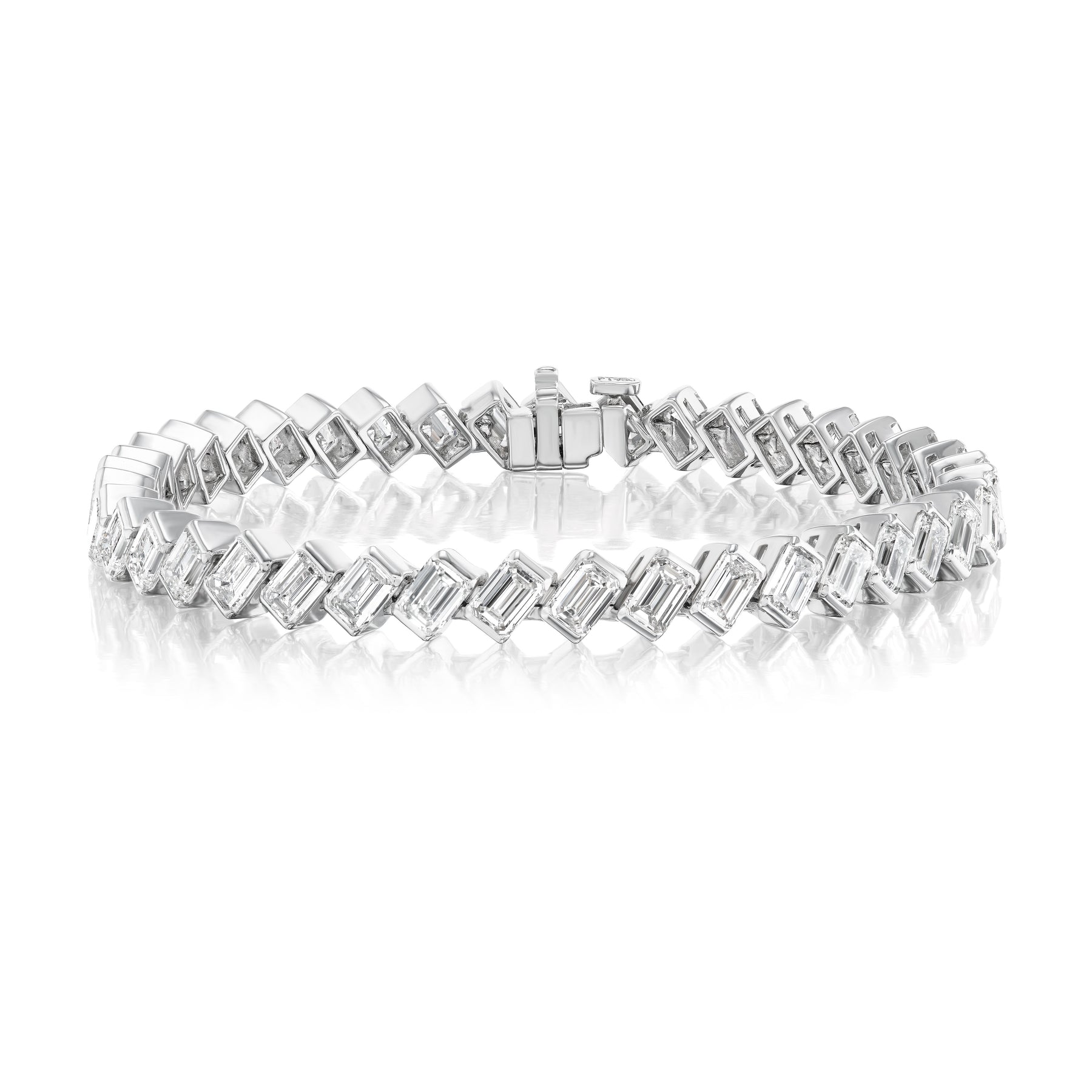 Diagonal Half Bezel Set Emerald Cut Diamond Tennis Bracelet in Platinum