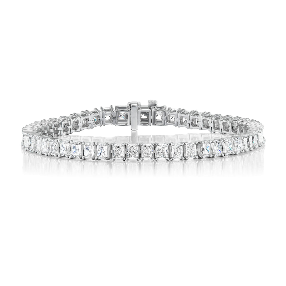 Radiant Cut Diamond Tennis Bracelet
