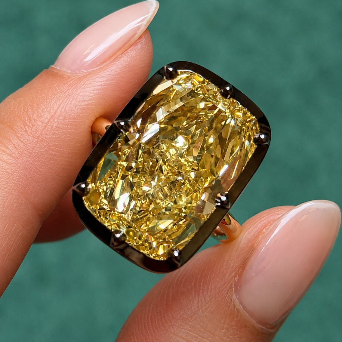 Comparing Fancy Intense and Fancy Vivid Yellow Diamonds
