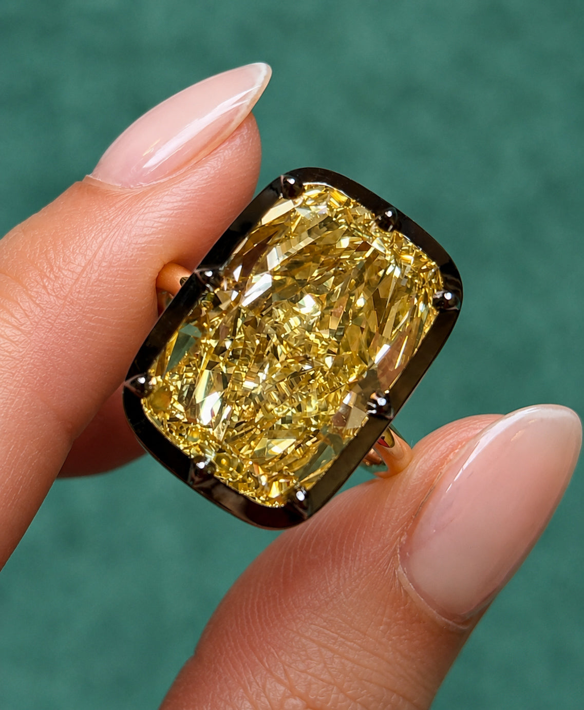 Comparing Fancy Intense and Fancy Vivid Yellow Diamonds