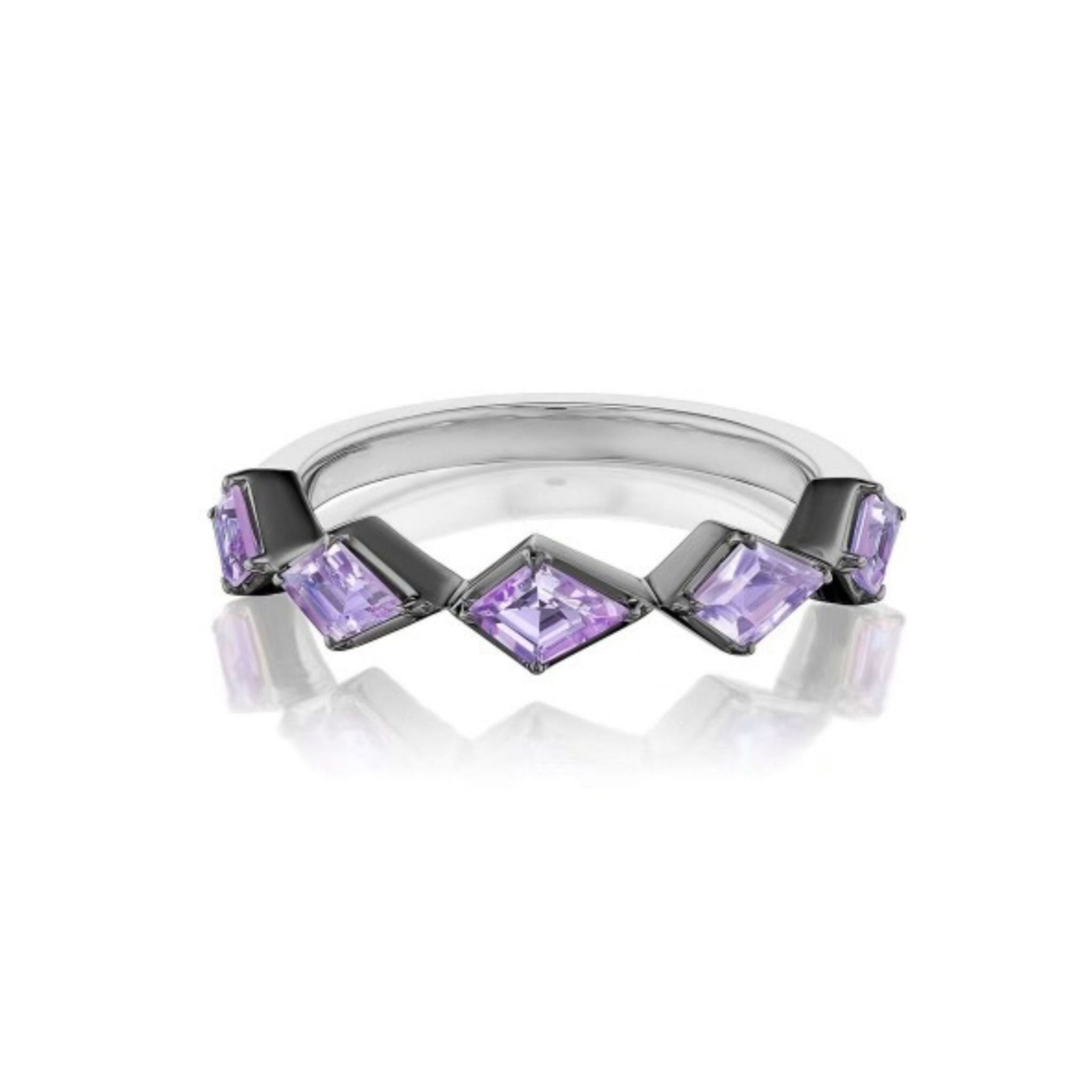 The Chasing Kites Purple Sapphire Half Eternity Band in Rhodium is a silver band adorned with five geometric purple sapphires arranged in a zigzag pattern across the top.