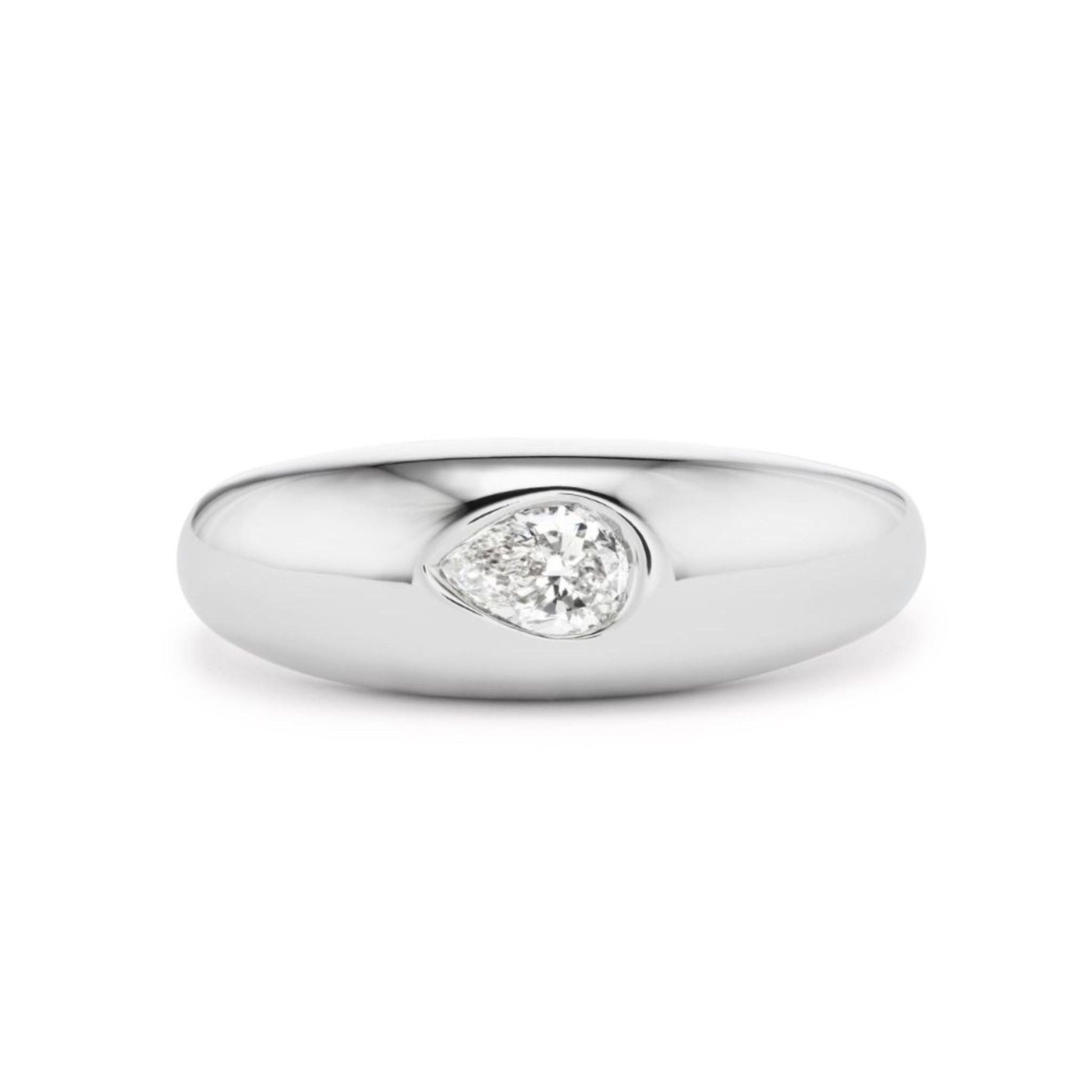 Introducing the Dome Ring in White Gold with Pear Diamond: crafted in lustrous 18k white gold, this elegant piece features a polished band and a single pear-shaped diamond set flush at the center, available in size 6.