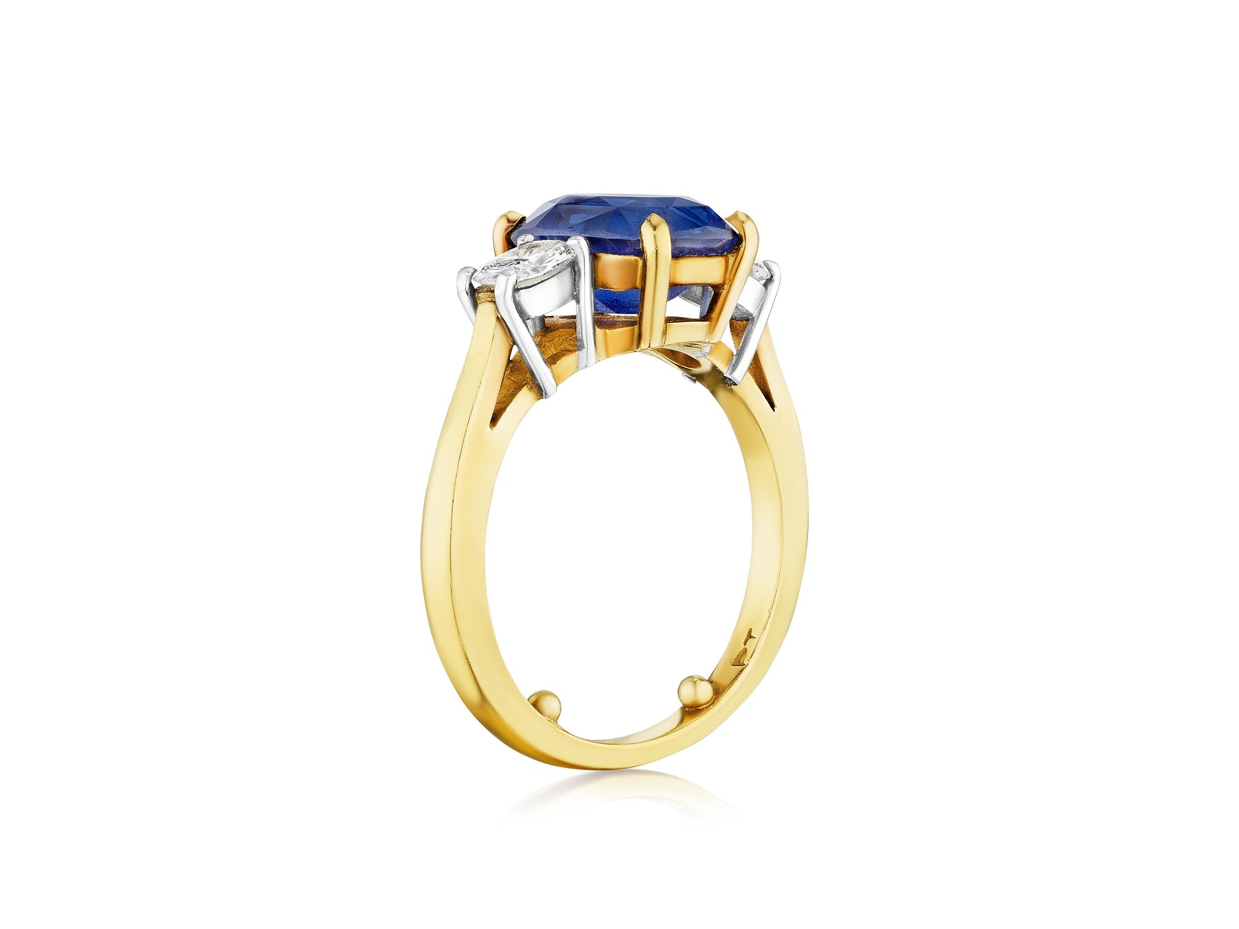 Cushion Cut Blue Sapphire Engagement Ring in Yellow Gold with Oval Diamond Side Stones
