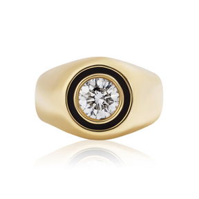 Enamel Signet Ring in Yellow Gold with Round Brilliant Diamond