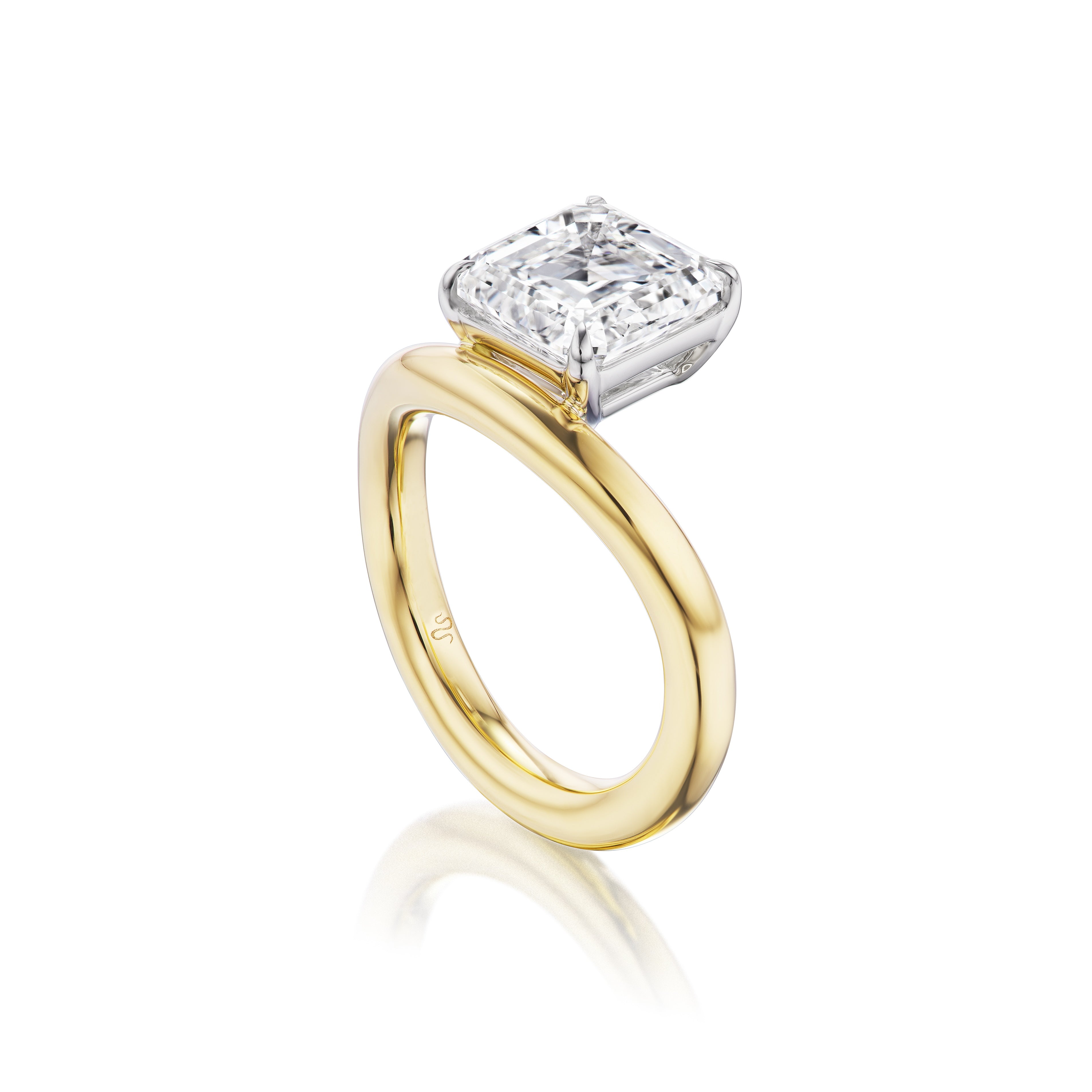 The Perch Pinky Ring in yellow gold features an Asscher cut diamond set in a four-prong white gold or platinum setting, elegantly displayed against a white background.