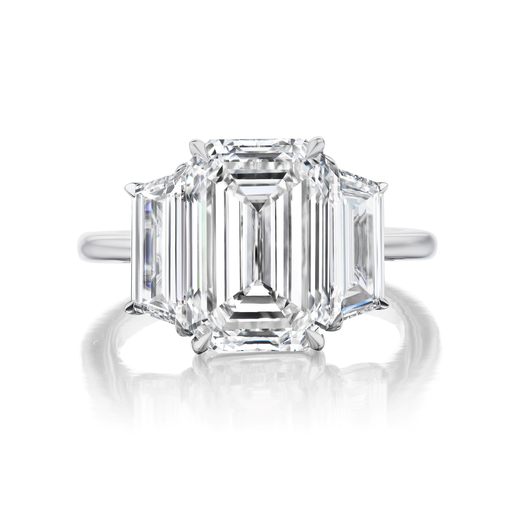 Emerald Cut Diamond with Trapezoid Side Stones